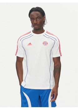 adidas Koszulka techniczna FC Bayern UBP JF0587 Biały Regular Fit ze sklepu MODIVO w kategorii T-shirty męskie - zdjęcie 184029515