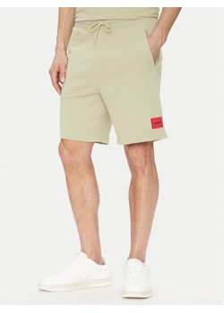 HUGO Szorty sportowe Diz222 50466196 Zielony Regular Fit ze sklepu MODIVO w kategorii Spodenki męskie - zdjęcie 184032106