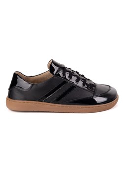 Sneakersy barefoot damskie Kaia Olivier – anatomiczne buty skórzane czarny floter z lakierem ze sklepu ButyModne.pl w kategorii Mokasyny męskie - zdjęcie 184033586