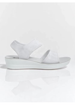 Royalfashion Damskie sandały na grubszej podeszwie Lumo Track ze sklepu royalfashion.pl w kategorii Sandały damskie - zdjęcie 184037337