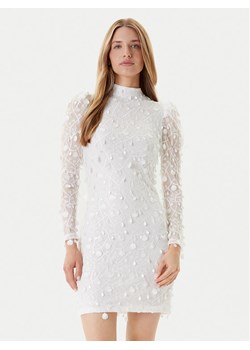 YAS Sukienka koktajlowa 26030914 Biały Slim Fit ze sklepu MODIVO w kategorii Sukienki - zdjęcie 184038446