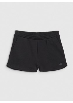 Dziewczęce spodenki dresowe 4F 4FJWSS25TSHOF602 - czarne ze sklepu Sportstylestory.com w kategorii Spodenki dziewczęce - zdjęcie 184040679