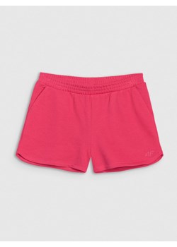 Dziewczęce spodenki dresowe 4F 4FJWSS25TSHOF602 - różowe ze sklepu Sportstylestory.com w kategorii Spodenki dziewczęce - zdjęcie 184040686