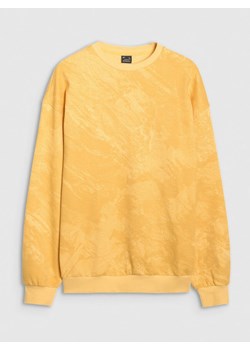 Męska bluza dresowa nierozpinana bez kaptura 4F 4FWSS25TSWSM1582 - żółta ze sklepu Sportstylestory.com w kategorii Bluzy męskie - zdjęcie 184040856
