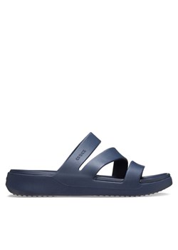 Crocs Klapki Getaway Strappy 209587 Granatowy ze sklepu MODIVO w kategorii Klapki damskie - zdjęcie 184045685