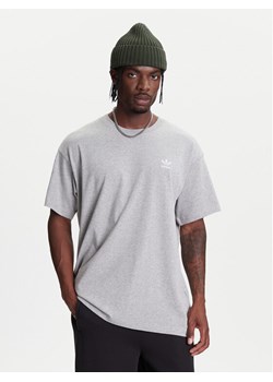 adidas T-Shirt Trefoil Essentials JY6270 Szary Oversize ze sklepu MODIVO w kategorii T-shirty męskie - zdjęcie 184045719