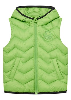 United Colors Of Benetton Kamizelka 2TWDGJ00G Zielony Regular Fit ze sklepu MODIVO w kategorii Kamizelki chłopięce - zdjęcie 184048927