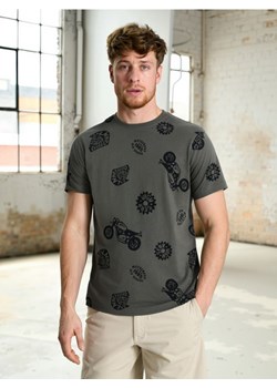 Sinsay - Koszulka z nadrukiem allover - khaki ze sklepu Sinsay w kategorii T-shirty męskie - zdjęcie 184054489