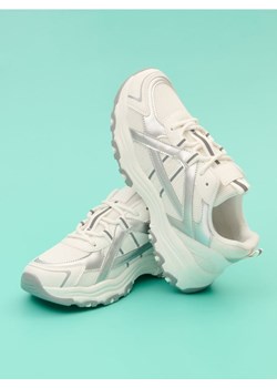 Sinsay - Sneakersy z odblaskowymi elementami - biały ze sklepu Sinsay w kategorii Buty sportowe dziecięce - zdjęcie 184054596