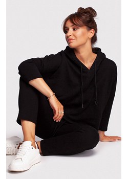 Bluza o luźnym kroju z kapturem w kolorze czarnym B239, Kolor czarny, Rozmiar 2XL/3XL, BE ze sklepu Primodo w kategorii Bluzy damskie - zdjęcie 184061218