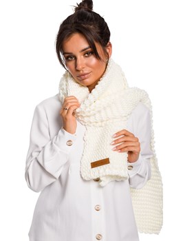 Szalik BK041, Kolor ecru, Rozmiar one size, BE Knit ze sklepu Primodo w kategorii Szaliki i chusty damskie - zdjęcie 184061529