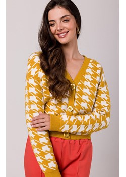 Krótki kardigan w pepitkę miodowy BK104, Kolor miodowy, Rozmiar L/XL, BeWear ze sklepu Primodo w kategorii Swetry damskie - zdjęcie 184061675
