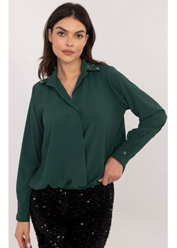Ciemnozielona koszula z ozdobnym kołnierzykiem DHJ-KS-15260.96, Kolor ciemnozielony, Rozmiar uniwersalny, ITALY MODA ze sklepu Primodo w kategorii Koszule damskie - zdjęcie 184068697