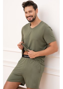 Piżama męska khaki na krótki rękaw i z krótkimi spodniami Dallas, Kolor khaki, Rozmiar S, Italian Fashion ze sklepu Primodo w kategorii Piżamy męskie - zdjęcie 184073535