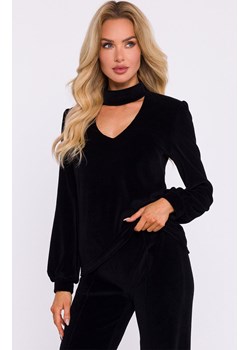Welurowa bluzka z dekoltem typu halter neck czarna M831, Kolor czarny, Rozmiar L, MOE ze sklepu Primodo w kategorii Bluzki damskie - zdjęcie 184084127