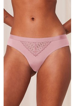 Triumph figi damskie brazyliany Aura Spotlight 10216453-7824, Kolor jasnoróżowy, Rozmiar 36, Triumph ze sklepu Primodo w kategorii Majtki damskie - zdjęcie 184094165