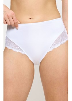 Triumph Ladyform Soft Maxi figi wysokie 10210671, Kolor biały, Rozmiar 38, Triumph ze sklepu Primodo w kategorii Majtki damskie - zdjęcie 184094949