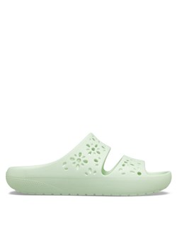 Klapki Crocs Classic Floral Cutout Sandal 210966 Zielony ze sklepu eobuwie.pl w kategorii Klapki damskie - zdjęcie 184098088