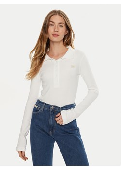 Calvin Klein Jeans Polo J20J224457 Biały Slim Fit ze sklepu MODIVO w kategorii Bluzki damskie - zdjęcie 184105508