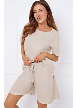 Komplet damski z krótkim rękawem i krótkimi spodniami Isola, Kolor beżowy melanż, Rozmiar S, Italian Fashion - id: 199105 - marki Italian Fashion - 184128648 Komplet damski z krótkim rękawem i krótkimi spodniami Isola, Kolor beżowy melanż, Rozmiar S, Italian Fashion ze sklepu Intymna w kategorii Piżamy damskie - zdjęcie 184128648