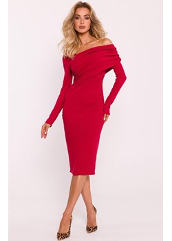 Prążkowana sukienka midi z asymetrycznym dekoltem czerwona M820, Kolor czerwony, Rozmiar 2XL/3XL, MOE ze sklepu Intymna w kategorii Sukienki - zdjęcie 184138415