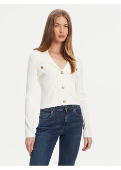 Guess Kardigan W5YR11 Z0130 Biały Regular Fit ze sklepu MODIVO w kategorii Swetry damskie - zdjęcie 184155438