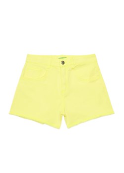 United Colors Of Benetton Szorty jeansowe 4O69C9040 Żółty Regular Fit ze sklepu MODIVO w kategorii Spodenki dziewczęce - zdjęcie 184158548