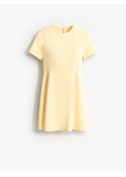 Mohito - Żółta sukienka mini - żółty ze sklepu Mohito w kategorii Sukienki - zdjęcie 184160906