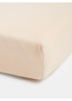 Sinsay - Bawełniane prześcieradło z gumką 140x200 - beżowy ze sklepu Sinsay w kategorii Prześcieradła - zdjęcie 184166659