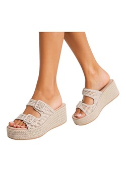 Wysokie klapki Seastar na koturnie i platformie /G3-1 17708 S600/ ze sklepu Pantofelek24.pl w kategorii Espadryle damskie - zdjęcie 184166757