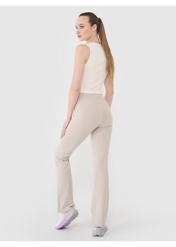 Damskie legginsy 4F 4FRSS25TTIGF258 - beżowe ze sklepu Sportstylestory.com w kategorii Spodnie damskie - zdjęcie 184169407