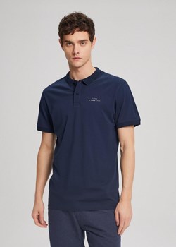 Koszulka polo z dekoracyjnymi panelami na ramionach ze sklepu Diverse w kategorii T-shirty męskie - zdjęcie 184170656
