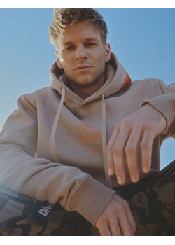 Bluza kangurka z odblaskami z kolekcji DEXT DAKAR ze sklepu Diverse w kategorii Bluzy męskie - zdjęcie 184173589
