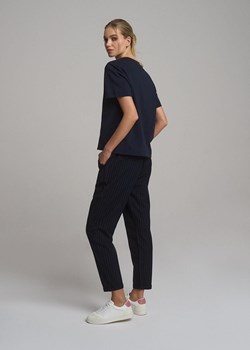 Spodnie joggers w prążki ze sklepu Diverse w kategorii Spodnie damskie - zdjęcie 184174609