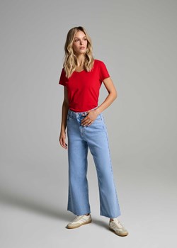 Dopasowany T-shirt z dekoltem w serek ze sklepu Diverse w kategorii Bluzki damskie - zdjęcie 184176929