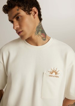 Koszulka męska o luźnym kroju z kieszenią ze sklepu Diverse w kategorii T-shirty męskie - zdjęcie 184178035