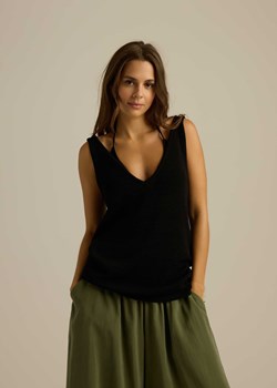Ażurowy top damski na ramiączkach z lnem - id: 10046746-003 - marki Diverse - 184179295 Ażurowy top damski na ramiączkach z lnem ze sklepu Diverse w kategorii Bluzki damskie - zdjęcie 184179295
