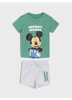 Sinsay - Komplet dzianinowy Mickey Mouse - green spruce - id: 103DZ-75X - marki Sinsay - 184184029 Sinsay - Komplet dzianinowy Mickey Mouse - green spruce ze sklepu Sinsay w kategorii Odzież dla niemowląt - zdjęcie 184184029