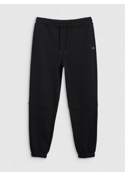 Męskie spodnie dresowe joggery 4F 4FRSS25TTROM1375 - czarne ze sklepu Sportstylestory.com w kategorii Spodnie męskie - zdjęcie 184195798