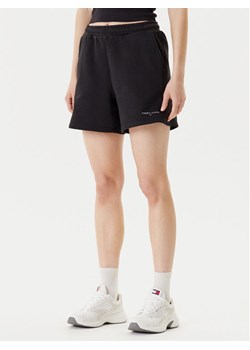 Tommy Jeans Szorty sportowe Linear DW0DW21152 Czarny Relaxed Fit ze sklepu MODIVO w kategorii Szorty - zdjęcie 184197017