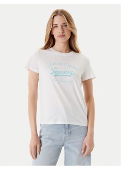 Tommy Jeans T-Shirt Essential DW0DW21404 Biały Regular Fit ze sklepu MODIVO w kategorii Bluzki damskie - zdjęcie 184197158