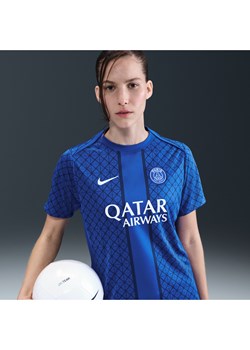 Damska przedmeczowa koszulka piłkarska z krótkim rękawem Nike Dri-FIT Paris Saint-Germain Academy Pro (wersja domowa) - Niebieski - id: 41603549226new - marki Nike - 184204038 Damska przedmeczowa koszulka piłkarska z krótkim rękawem Nike Dri-FIT Paris Saint-Germain Academy Pro (wersja domowa) - Niebieski ze sklepu Nike poland w kategorii Bluzki damskie - zdjęcie 184204038
