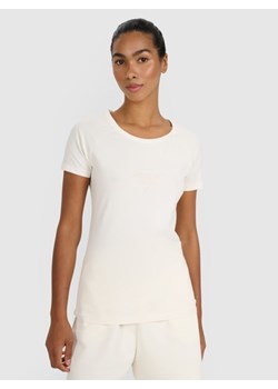 Damski t-shirt z nadrukiem 4F 4FRSS25TTSHF2978 - biały ze sklepu Sportstylestory.com w kategorii Bluzki damskie - zdjęcie 184208168