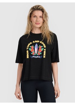 Damski t-shirt z nadrukiem oversize 4F 4FRSS25TTSHF3159 - czarny - id: 291930 - marki 4F - 184208215 Damski t-shirt z nadrukiem oversize 4F 4FRSS25TTSHF3159 - czarny ze sklepu Sportstylestory.com w kategorii Bluzki damskie - zdjęcie 184208215