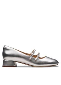 Baleriny Clarks Daiss 30 Shine 26179900 Srebrny ze sklepu eobuwie.pl w kategorii Balerinki - zdjęcie 184208577