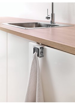metaltex Uchwyty (2 szt.) w kolorze srebrnym na ściereczki do naczyń - 5 x 5 x 4 cm ze sklepu Limango Polska w kategorii Akcesoria kuchenne - zdjęcie 184209408