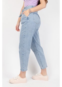 JASNE SPODNIE JEANSOWE TYPU BALLOON JEANS Z WYSOKIM STANEM ze sklepu olika.com.pl w kategorii Jeansy damskie - zdjęcie 184211046