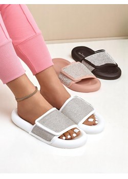 Royalfashion Damskie klapki na płaskiej podeszwie Sparkle Step ze sklepu royalfashion.pl w kategorii Klapki damskie - zdjęcie 184213529