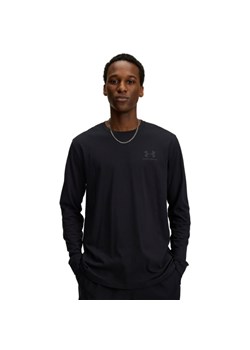 Męski longsleeve Under Armour SPORTSTYLE LEFT CHEST LS - czarny ze sklepu Sportstylestory.com w kategorii T-shirty męskie - zdjęcie 184216687