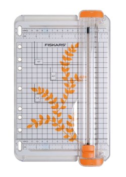 Fiskars Gilotyna &quot;SureCut&quot; w kolorze pomarańczowym do papieru - dł. 22 cm ze sklepu Limango Polska w kategorii Zabawki - zdjęcie 184218149